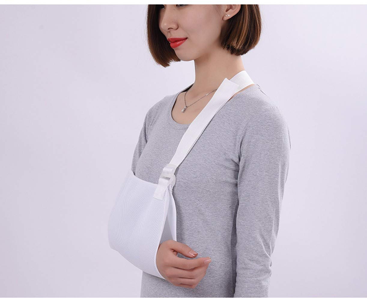 WellieSTR Dislocated Shoulder Sling for Women,Arm Slings, Shoulder Immobilizer Rotator Cuff for Broken Wrist Elbow Support，,Lightweight,Breathable