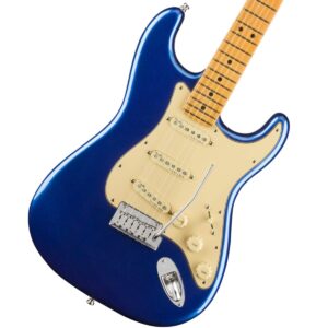 fender american ultra stratocaster - cobra blue with maple fingerboard