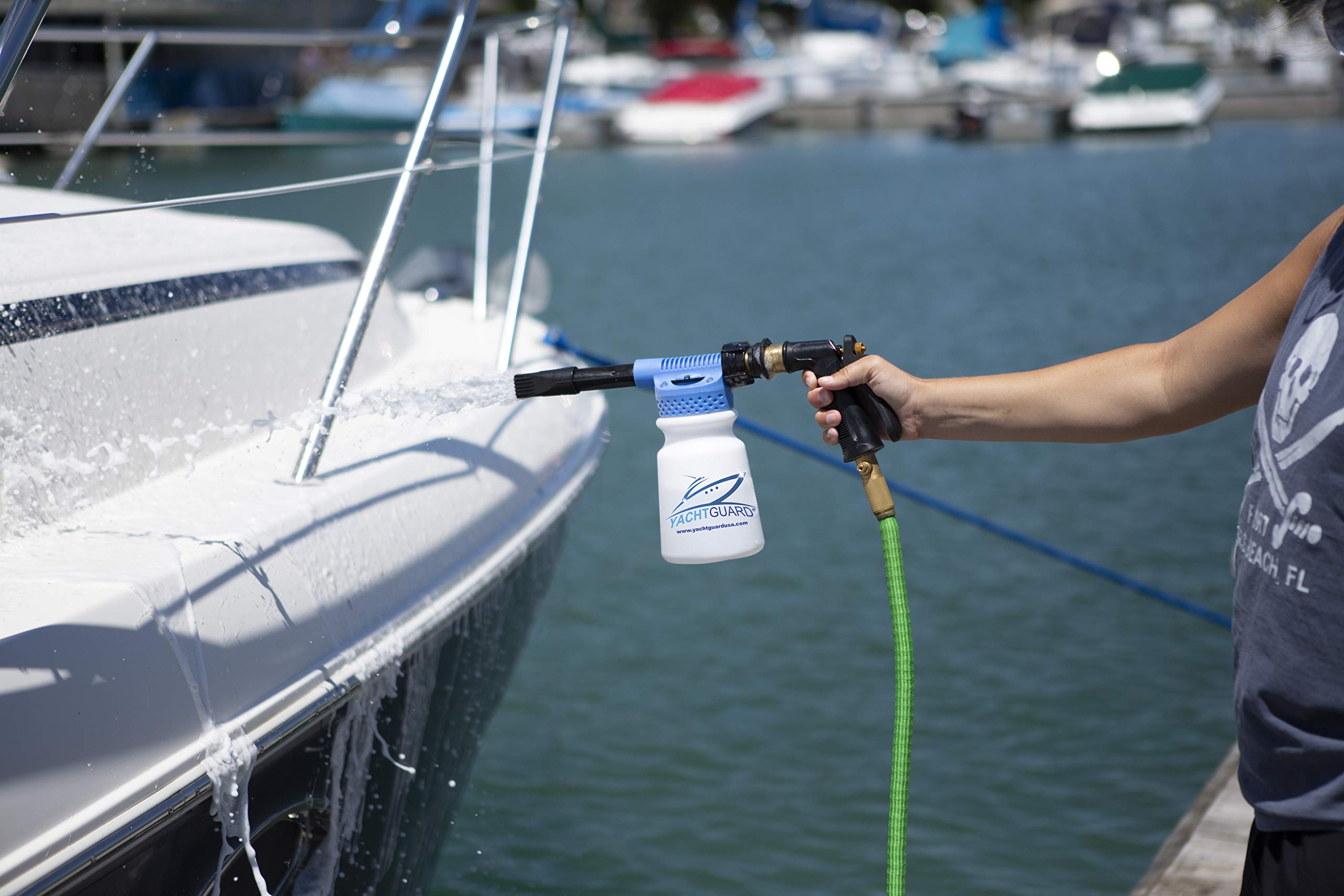 YachtGUARD Marine Wash N Wax - Soap and Wax Concentrate Boat Cleaner for Wet and Dry Vehicles, Detail Spray Safe Enough for All Boat Parts and Multi Surfaces, Biodegradable (64 Oz Bottle)