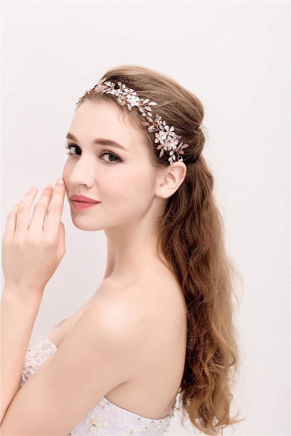 Braveamor Rose Gold Bridal Hair Vine Bohemian Style Wedding Headpiece Crystal Pearl Headband Flower Leaves Halo Wedding Hair Accessories