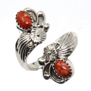 L7 Trading Adjustable Ring Featuring Red Spiney Oyster