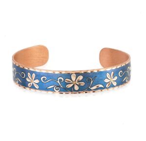 women's daisy flower bracelets feature a beautiful daisy flower on a blue copper cuff with an open-ended flower cuff design. these copper bracelets are adjustable for a perfect fit—bnf-06.