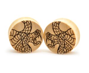 mystic metals body jewelry pair of laser engraved snake wood plugs (pw-336)(crocodile wood) (1-1/4" (32mm))