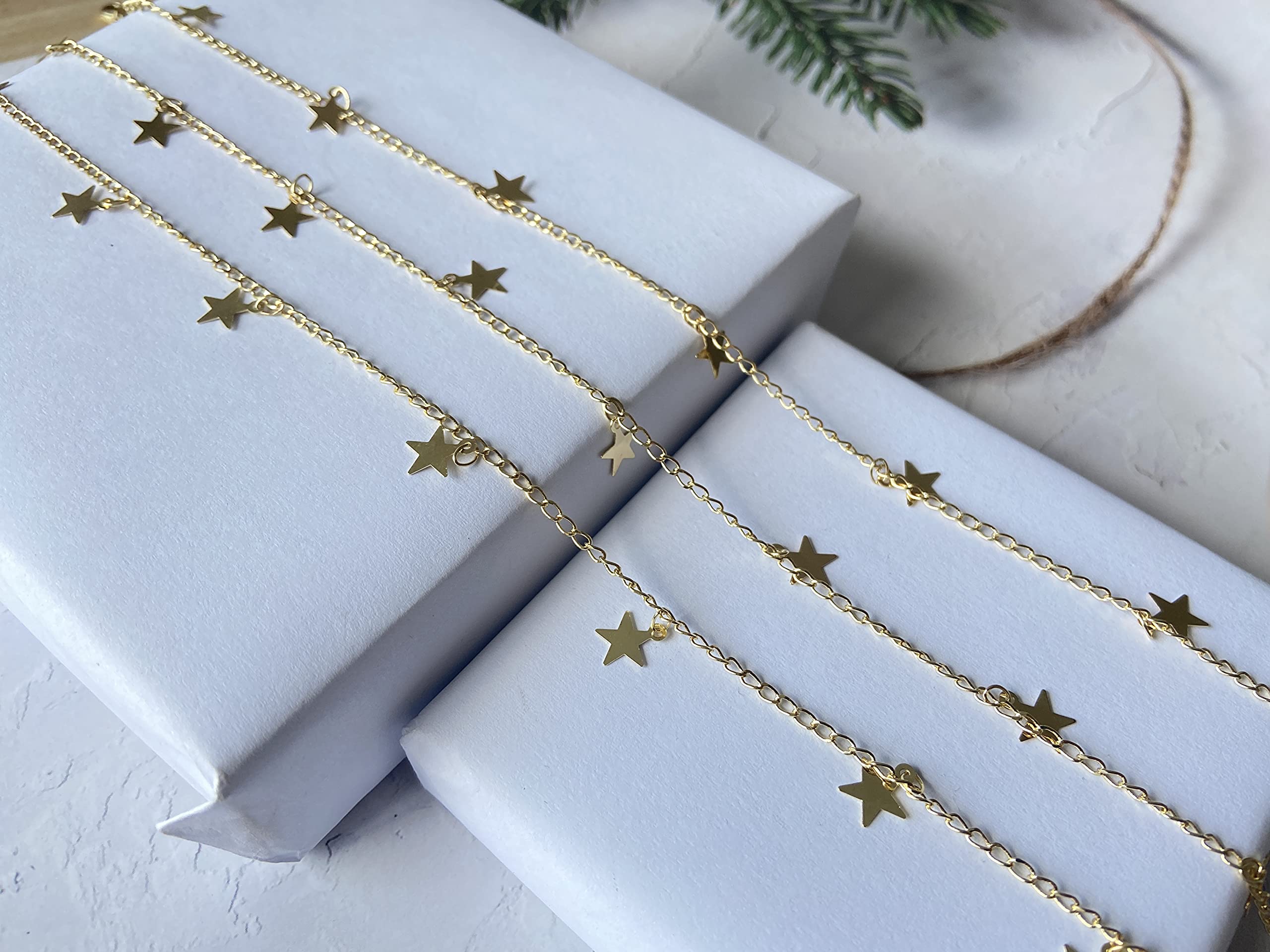 YANCHUN Star Necklace Choker Gold Stacked Necklace for Women Trendy Dainty Star Heart Circle Chokers Chain 80s 90s Summer Beach Jewelry