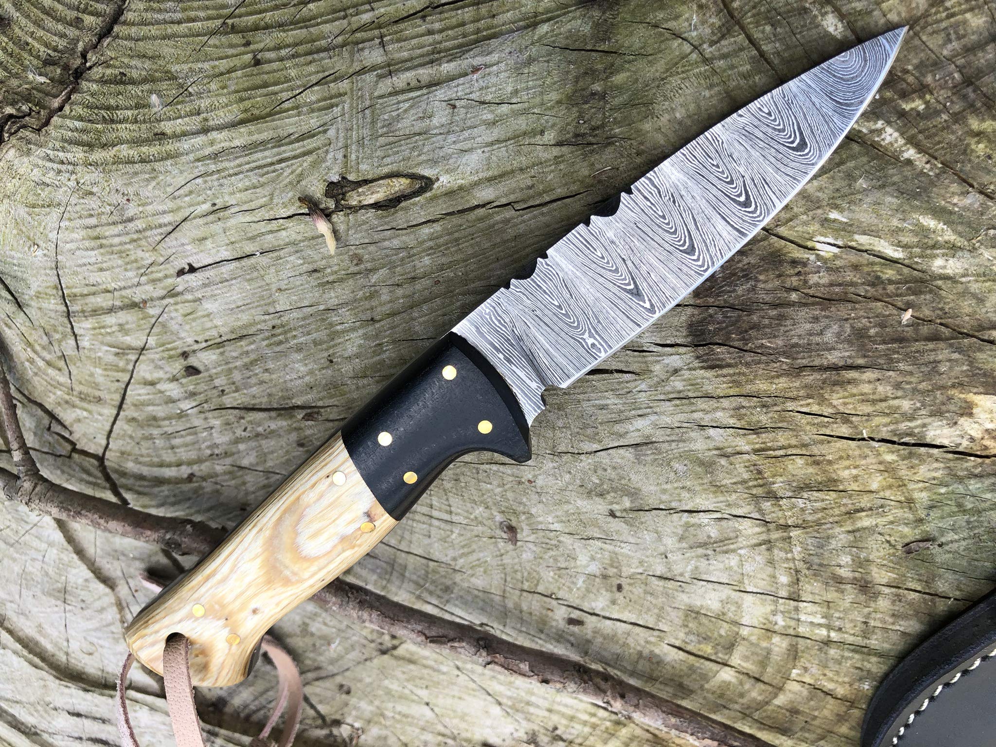 Perkin Damascus Steel Hunting Knife With Sheath Bushcraft Knife - SK1200