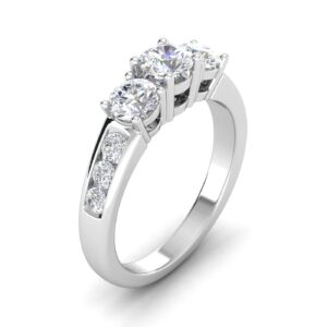 1.50ctw Diamond Three Stone Ring With Side Stones in 14k White Gold (1.50ctw, H-I, I2-I3)