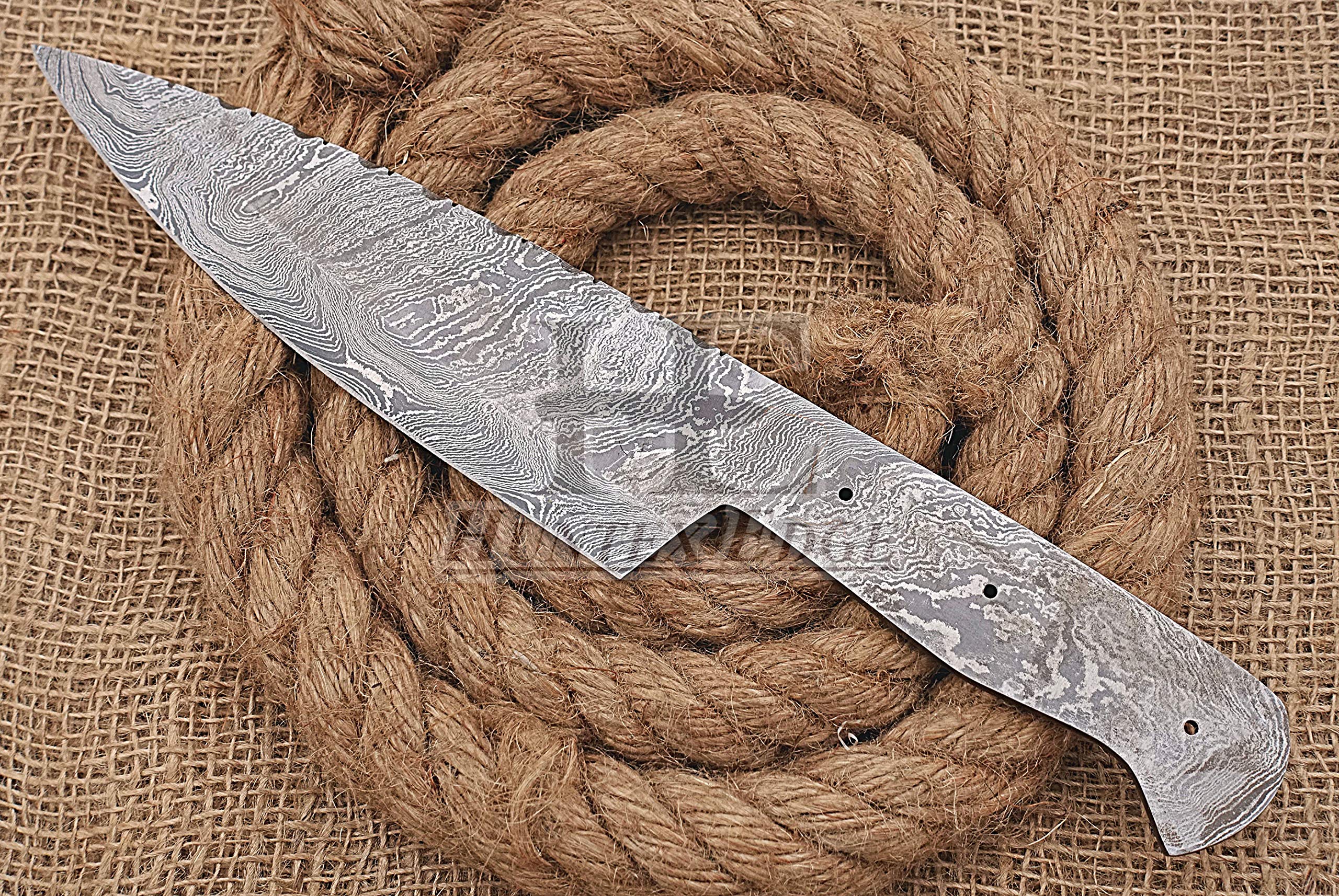 HUNTEX Unique Custom Handmade Hand-Forged Twist Pattern Damascus Steel 12 Inch Long Full Tang Razor Sharp Hunting Kitchen Blank Blade Knife