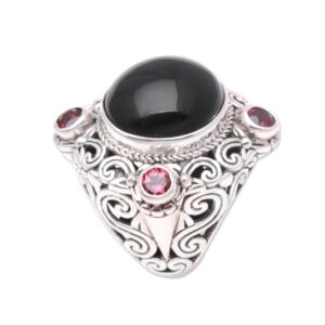 NOVICA Artisan handmade onyx garnet cocktail ring crafted bali sterling silver multi stone indonesia gemstone birthstone [Ring front 1.2 in L x 1.2 in W x 0.5 in H Band width 5 mm W] ' regal