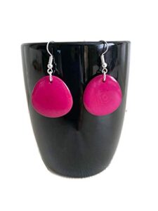 tagua earrings in fuchsia pink, vegetable ivory dangle earrings tag272, organic earrings, tagua earrings in pink