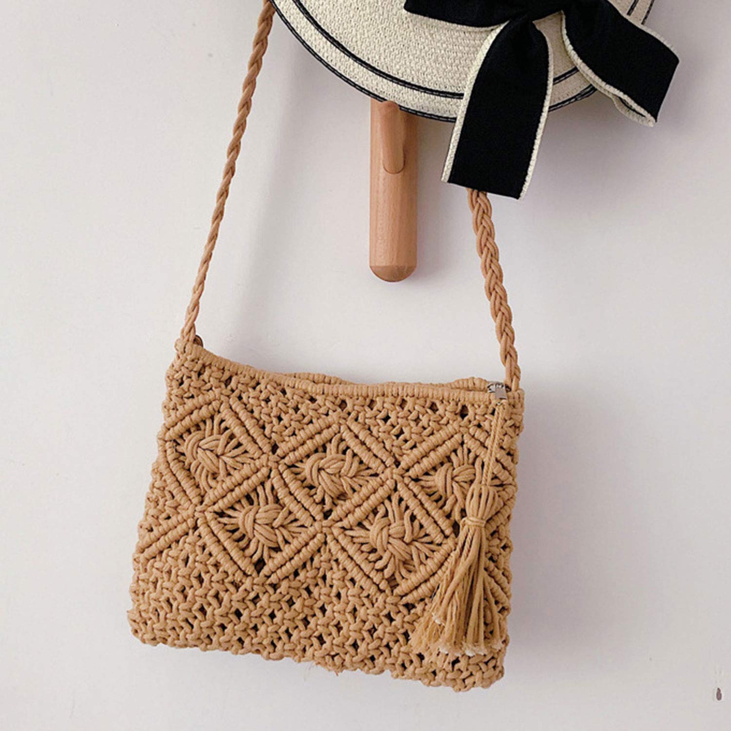 WOG2008 Handwoven Bag Clutch Purses for Women Tassel Straw Envelope Handbag Vintage Summer Beach Bag