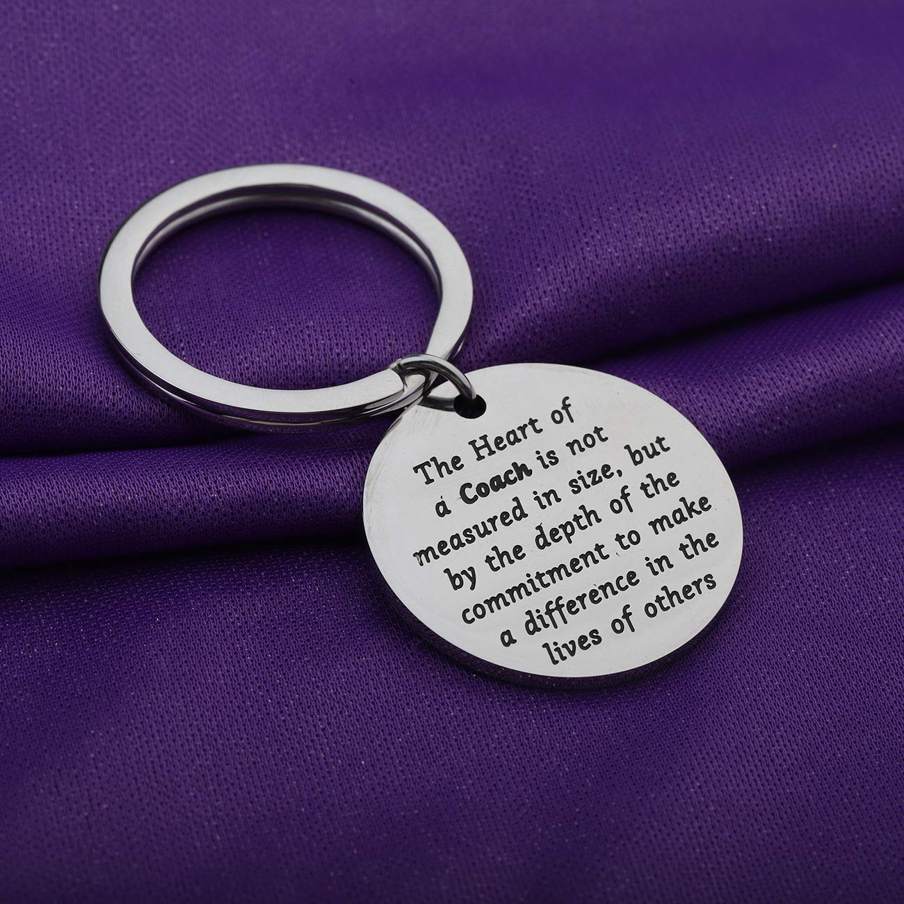 LQRI Thank You Coach Keychain Coach Gift The Heart of a Coach is Not Measured in Size Coach Appreciation Gift for Cheer Coach Cheerleading Swimming Basketball Baseball Coach (sliver)