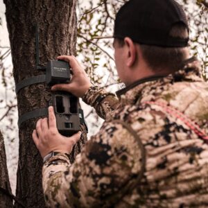 SPYPOINT Cell-Link Universal Cellular Trail Cameras Adapter | Makes Most Trail Cameras a Cellular Game Camera, Camera sends Picture through App (US)