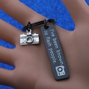 WUSUANED Photographer Keychain With Camera Charm I Flash People Gift For Photographer