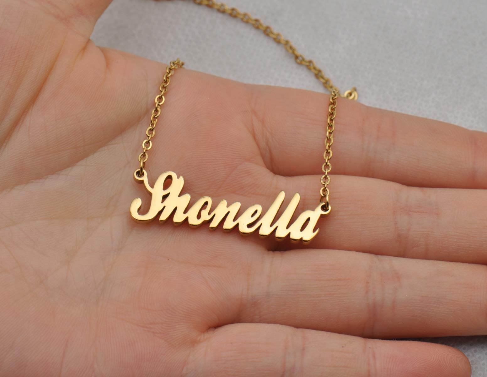 HUAN XUN Custom Name Plate Necklace Unique Jewelry Gifts for Mom Mother Keila