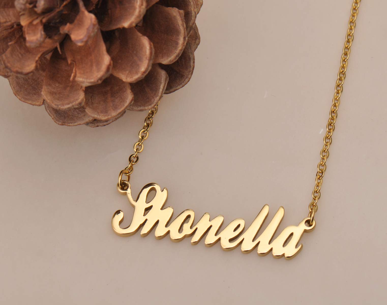 HUAN XUN Custom Name Plate Necklace Unique Jewelry Gifts for Mom Mother Keila