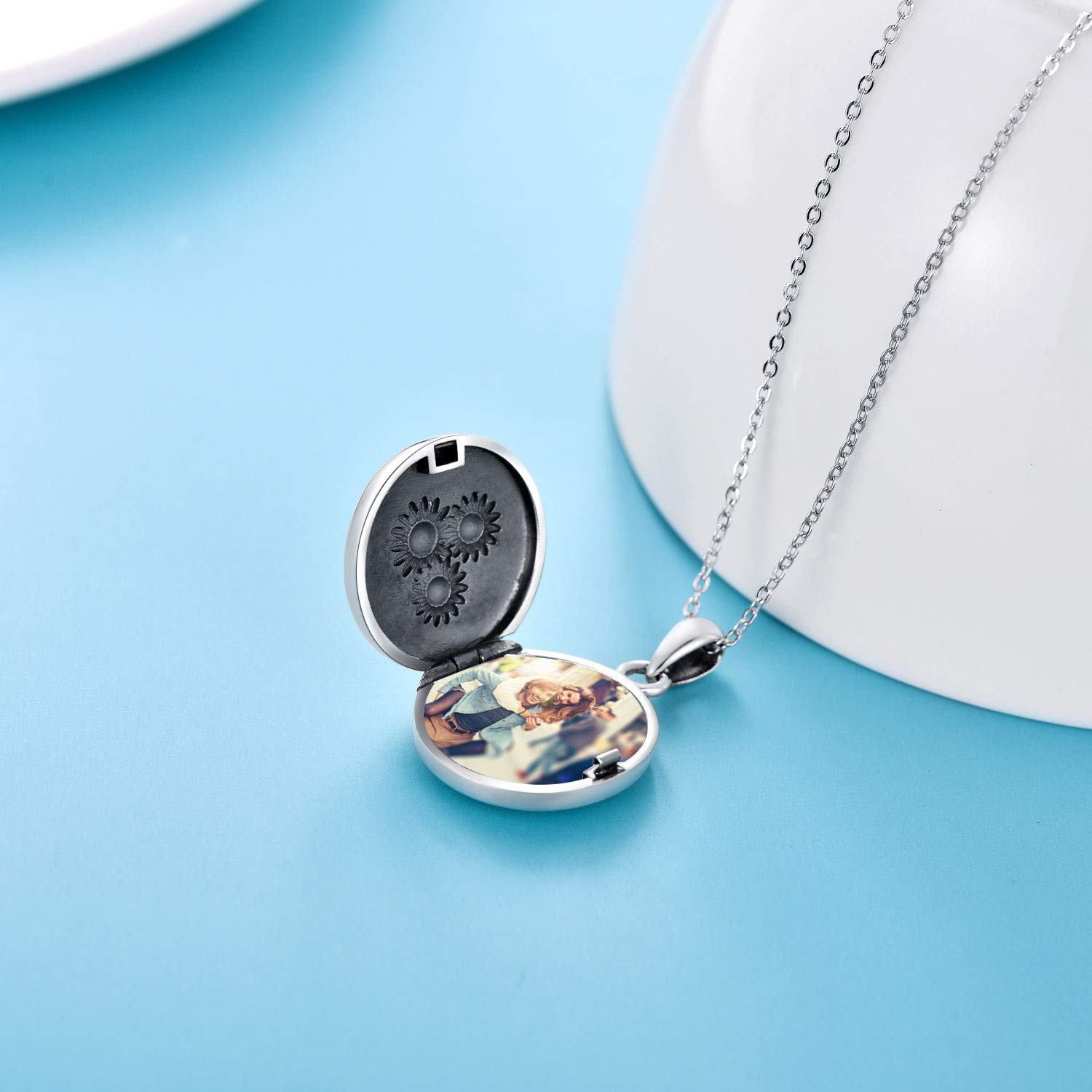 Locket Necklace That Holds Pictures Sunflower Pendant Necklace Jewelry Gifts 925 Sterling Silver Locket Photo Picture Keepsake Pendant You are my Sunshine Gifts for Christmas Birthday Valentine