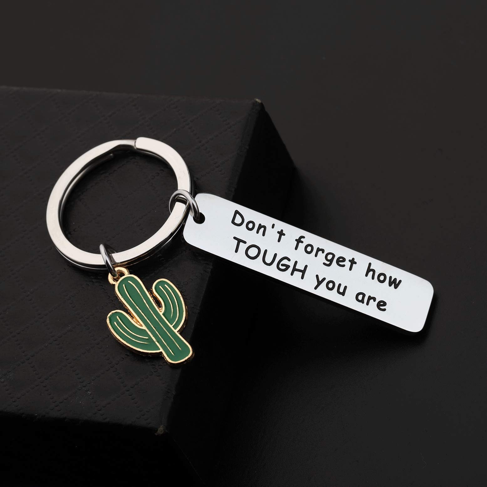 WSNANG Saguaro Cactus Keychain Don't Forget How Tough You Are Keychain Cactus Jewelry Inspirational Gift for Family Friends (Cactus Keychain)