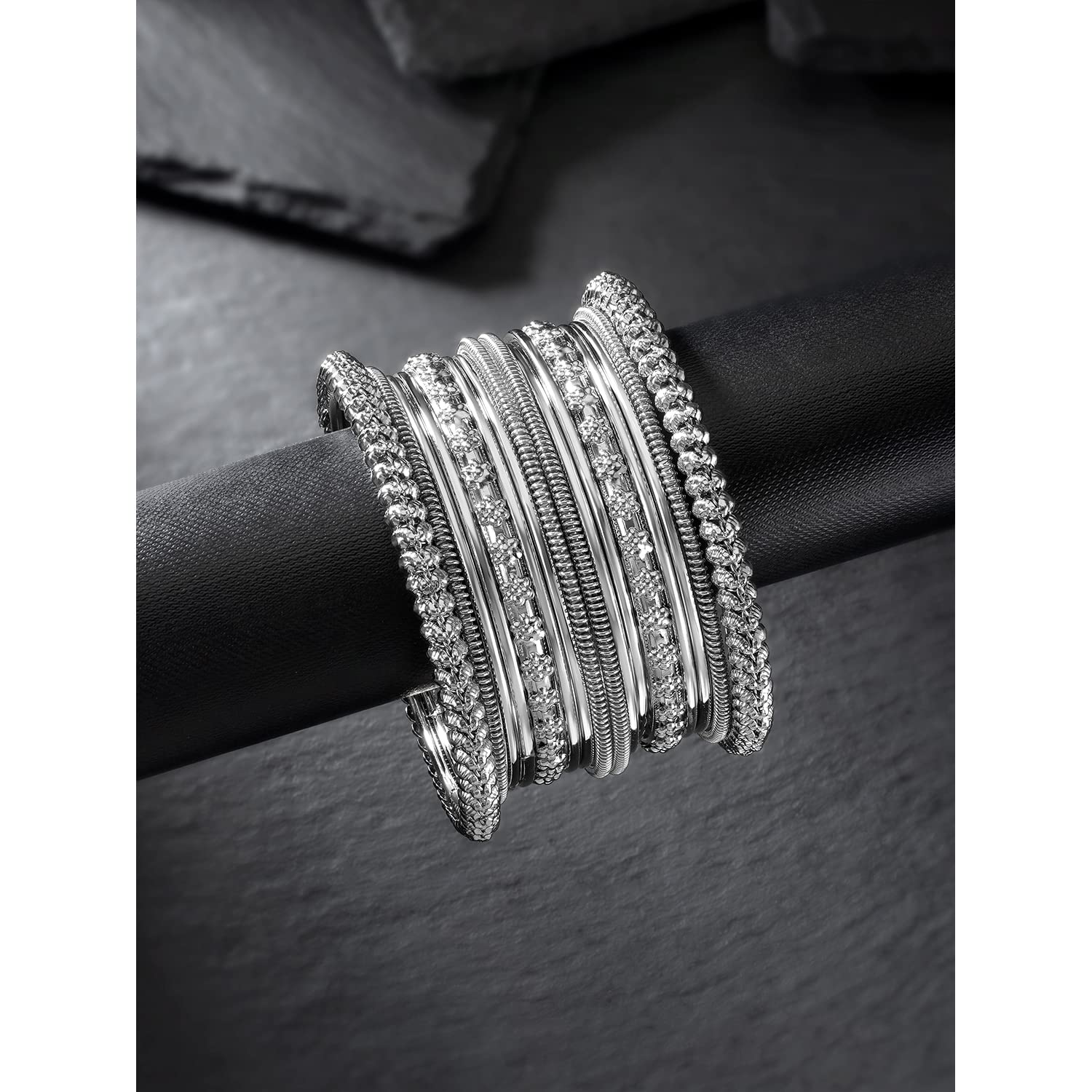 Aheli Tribal Traditional Antique Silver Oxidised Bangles Fashion Vintage Ethnic Bollywood Indian Wedding Party Indian Jewelry for Women Girls (Set of 2) Size 2.6 Inch