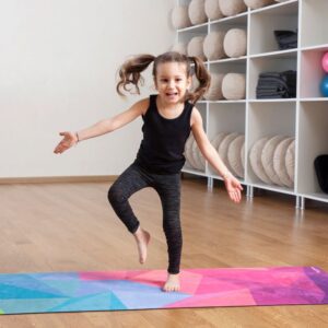 YOGA DESIGN LAB | The Kids Yoga Mat | Eco-Friendly + Supportive + Colorful Childrens Play Mat | Non Toxic | Ideal for Yoga, Gymnastics, Exercise, Athletics | Includes Carrying Strap! (Geo, 4 mm)