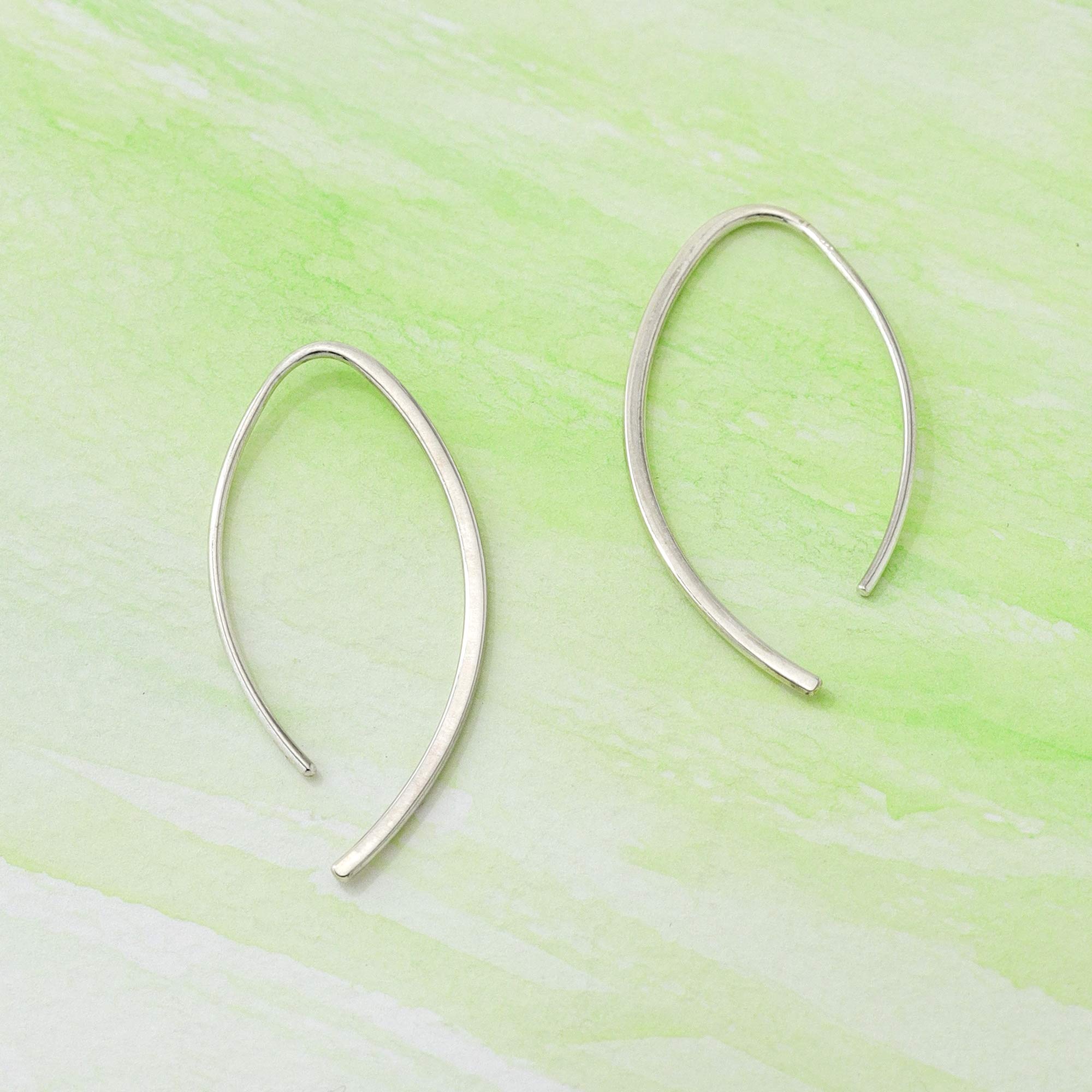 Boma Jewelry Sterling Silver Elliptical Threader Pull Through Hoop Earrings (Silver)