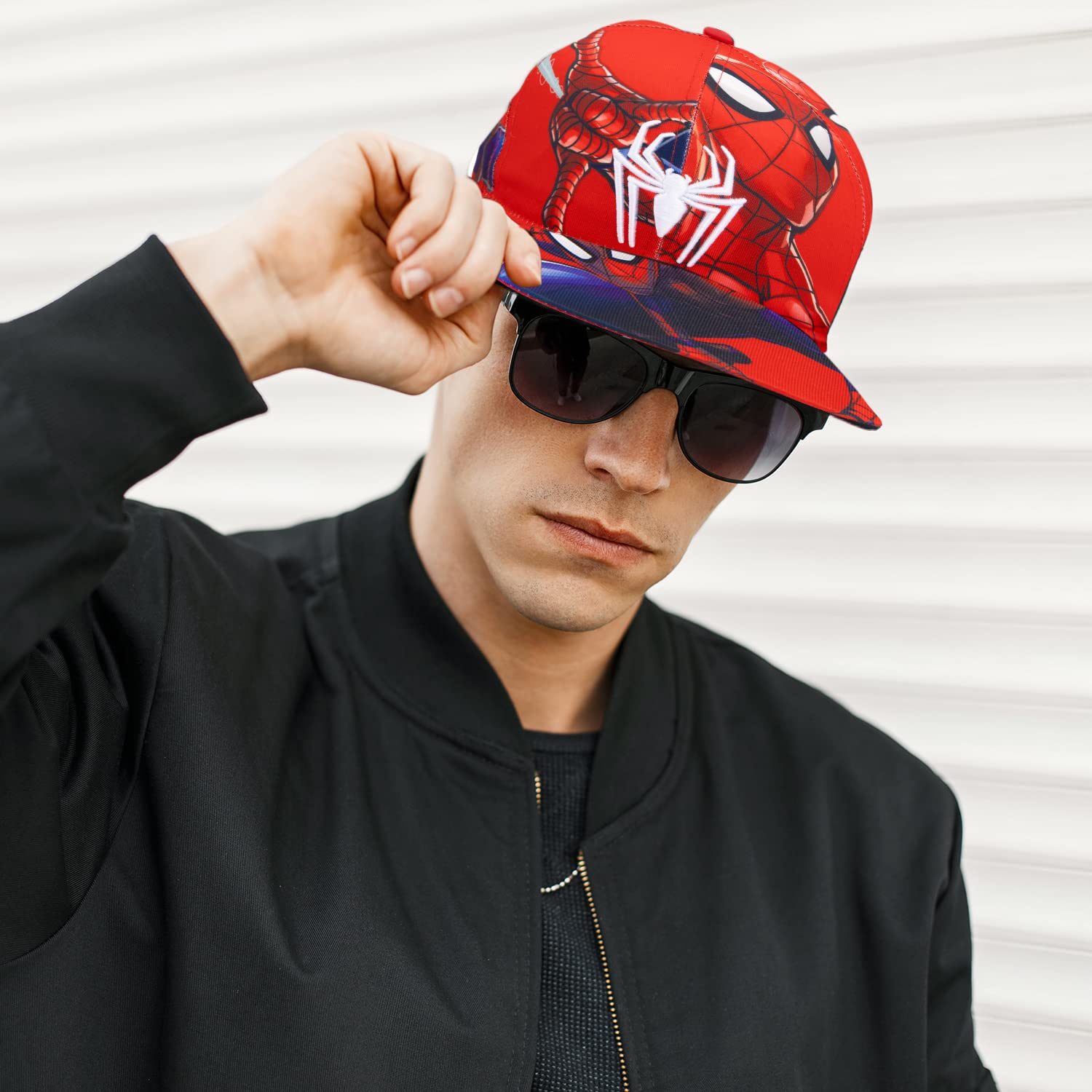 Marvel Comics Mens Spiderman Character Costume Embroidered/Printed Snapback Flatbrim Baseball Cap Hat