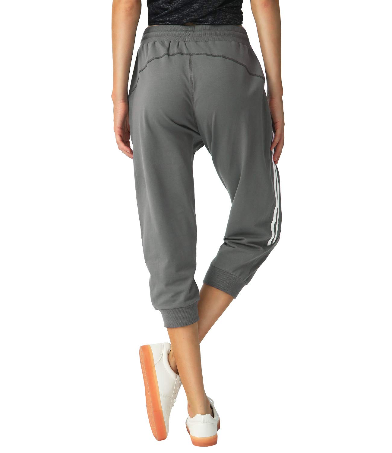 SPECIALMAGIC Women's Capri Pants Cropped Joggers with Pockets Elastic Waist Drawstring Capri Sweatpants Dark Grey Large