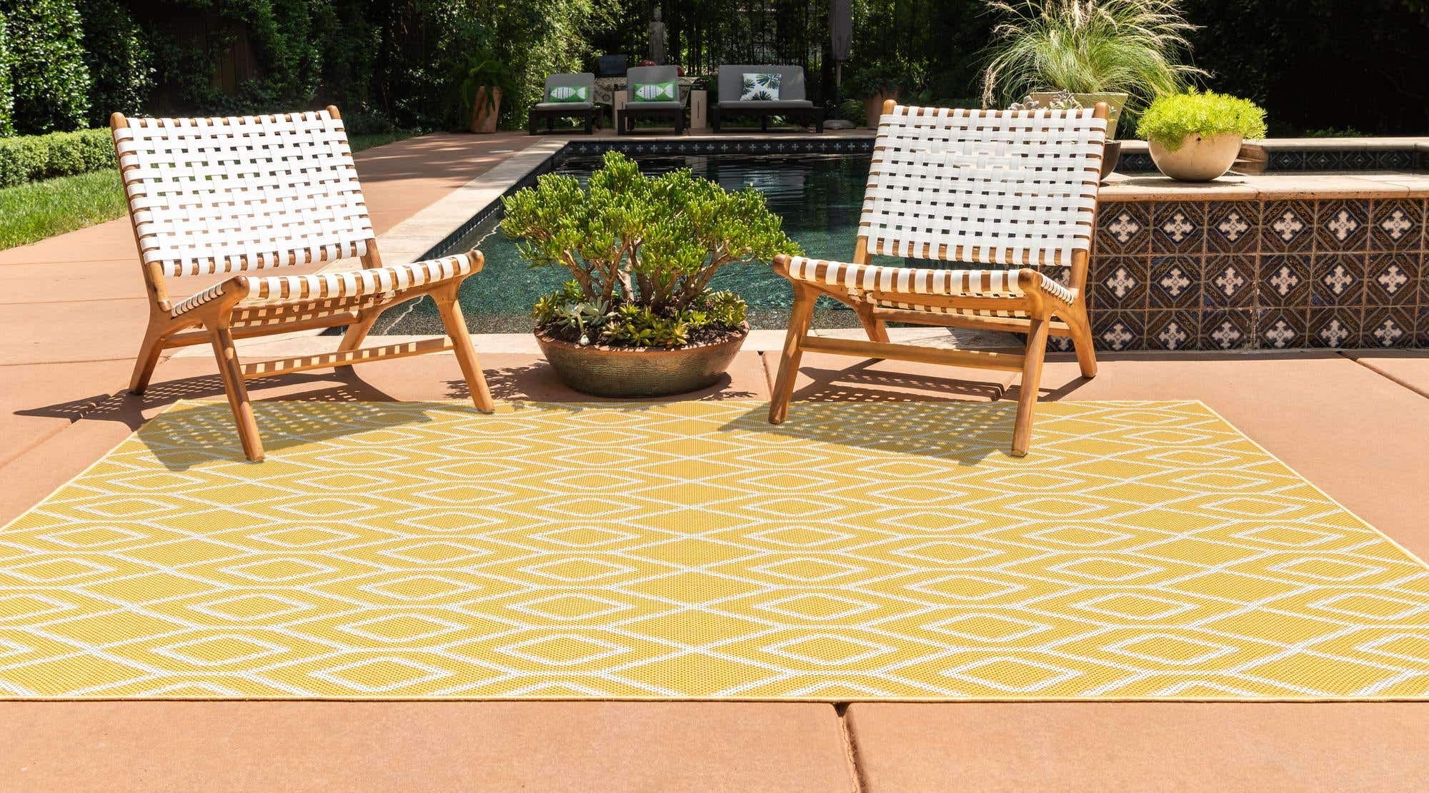 Jill Zarin Outdoor Collection Area Rug - Turks and Caicos (7' 10" x 10' Rectangle Yellow Ivory/Ivory)