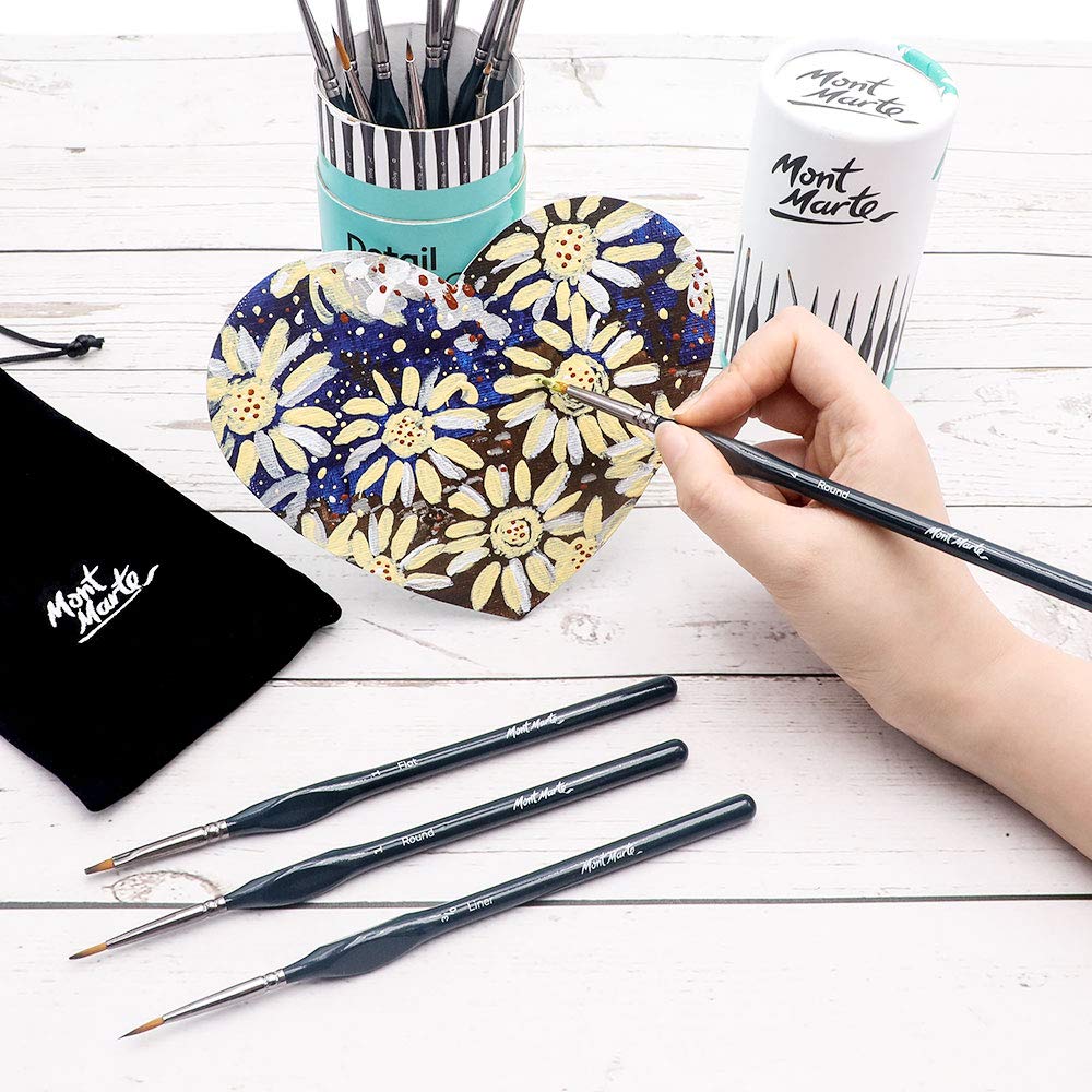 Mont Marte Signature Detail Brush Collection, 15 Piece, Taklon Bristles, Suitable for Acrylic, Oil, Watercolor and Gouache Paints, Includes Storage Bag