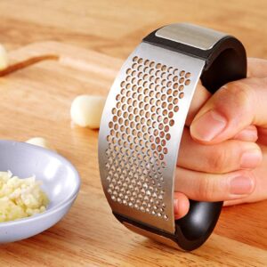 WEPPC Garlic Press Rocker Stainless Steel Garlic Mincer Crusher and Peeler, Ergonomic, Easy to Use, Black