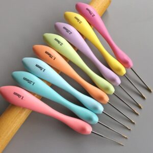 Katech 8 pcs Crochet Hooks Ergonomic Handle Knitting Needles Kit Different Small Sizes Lace Crochet Hook Set DIY Yarn Weaving Craft Tools for Fine Work and Lace Knitting (1.0mm - 2.75mm)