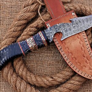 HUNTEX Unique Custom Handmade Hand Forged Ladder Pattern Damascus Steel 12.5 Inch Long Full Tang Buffalo Horn Handle Razor Sharp Hunting Camping Hunter's Gut Hook Knife with Genuine Leather Sheath