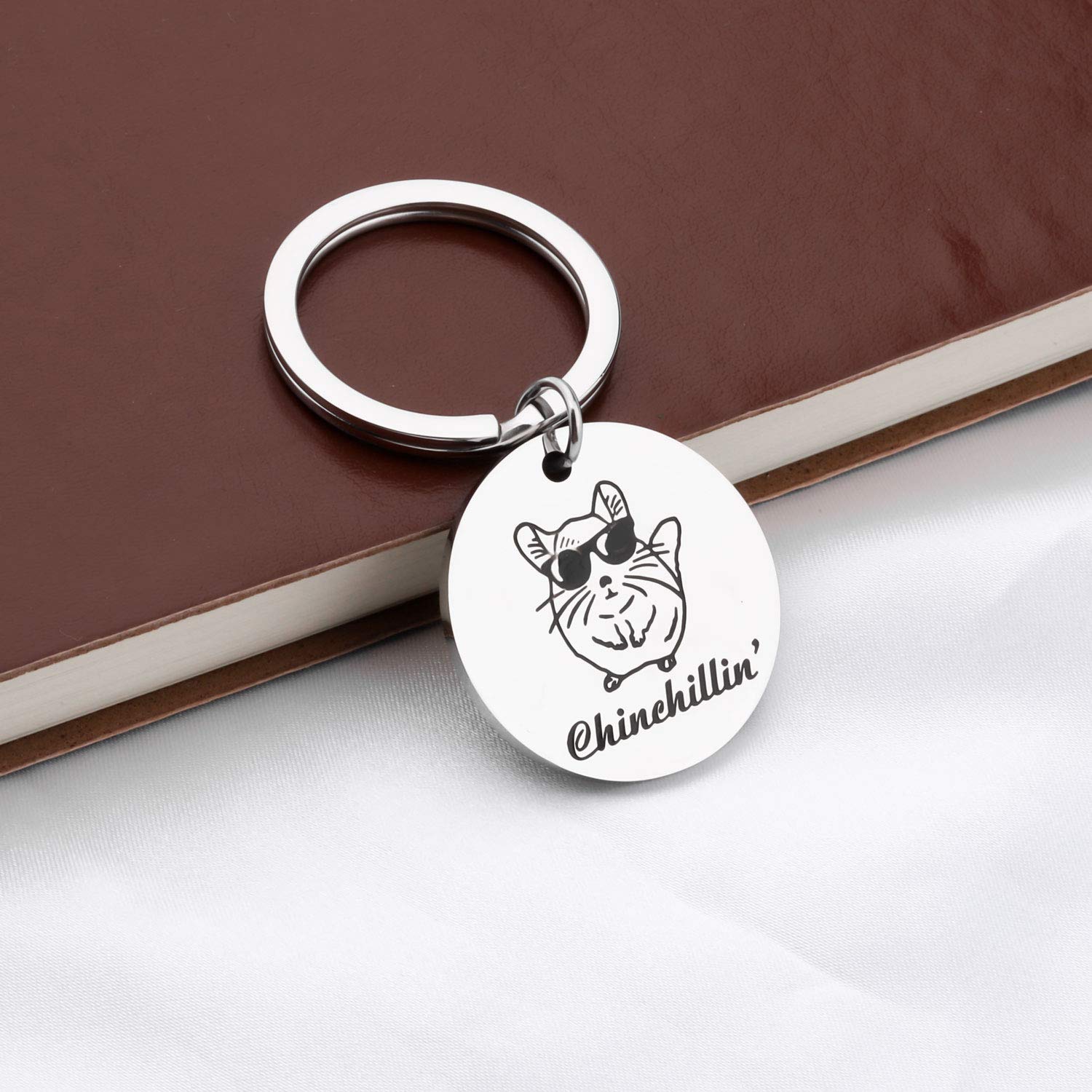 PLITI Chinchilla Gift Chinchilla Lovers Gift Chinchilla Mom Birthday Gift Chinchilla Dad Gift Animal Lover Gift Pet Owner Gift Veterinarian Gift Chinchillin' Keychain For Friend