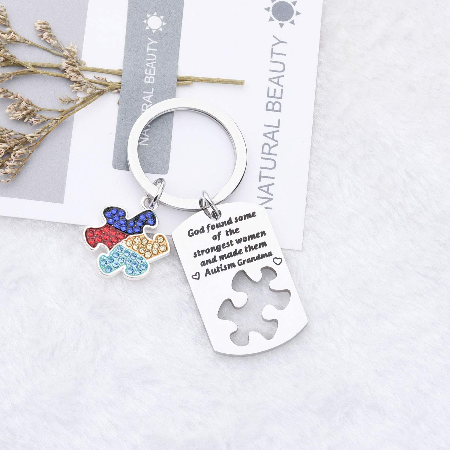 WSNANG Autism Awareness Jewelry Autistic Support Proud Autism Aunt Grandma Gift God Found Some of The Strongest Women And Made Them Autism Aunt/Grandma Keychain (Autism Grandma)