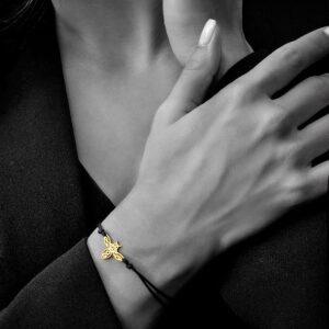 THE LACRIMA FOUNDATION Embrace Elegance: Limited Edition Wild Honey Bee Bracelet - Yellow Gold