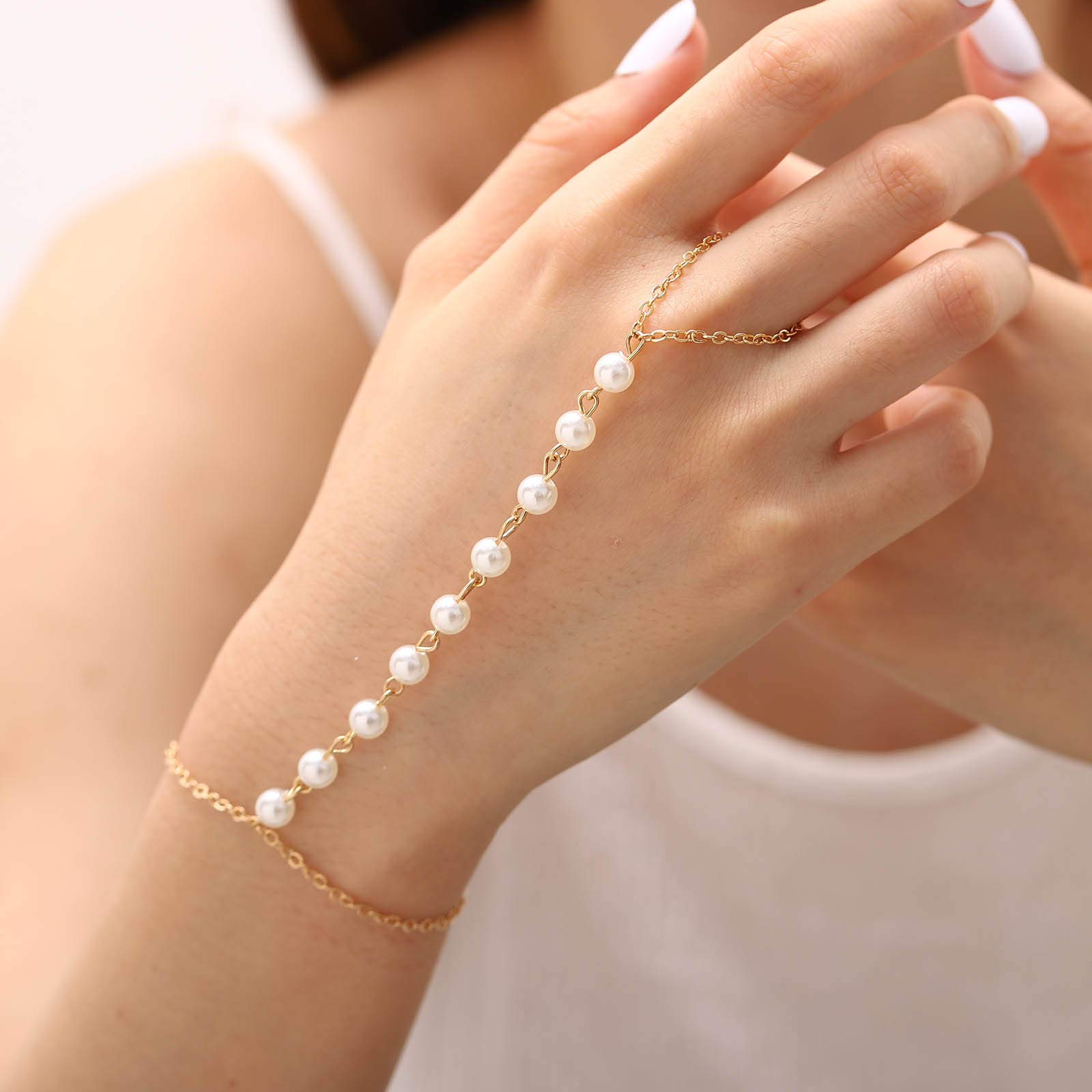 Obmyec Boho Pearl Finger Bracelets Gold Pearl Ring Hand Chain Wedding Beaded Slave Hand Harness Bracelets Bridal Hand Jewelry for Women