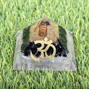 Orgone Pyramid Crystal -Orgonite Crystals -Black Tourmaline & Selenite-for Protection & Positive Energy-Crystal Pyramid for- Chakra Healing Meditation &Crystal Gifts-Orgonite Pyramid