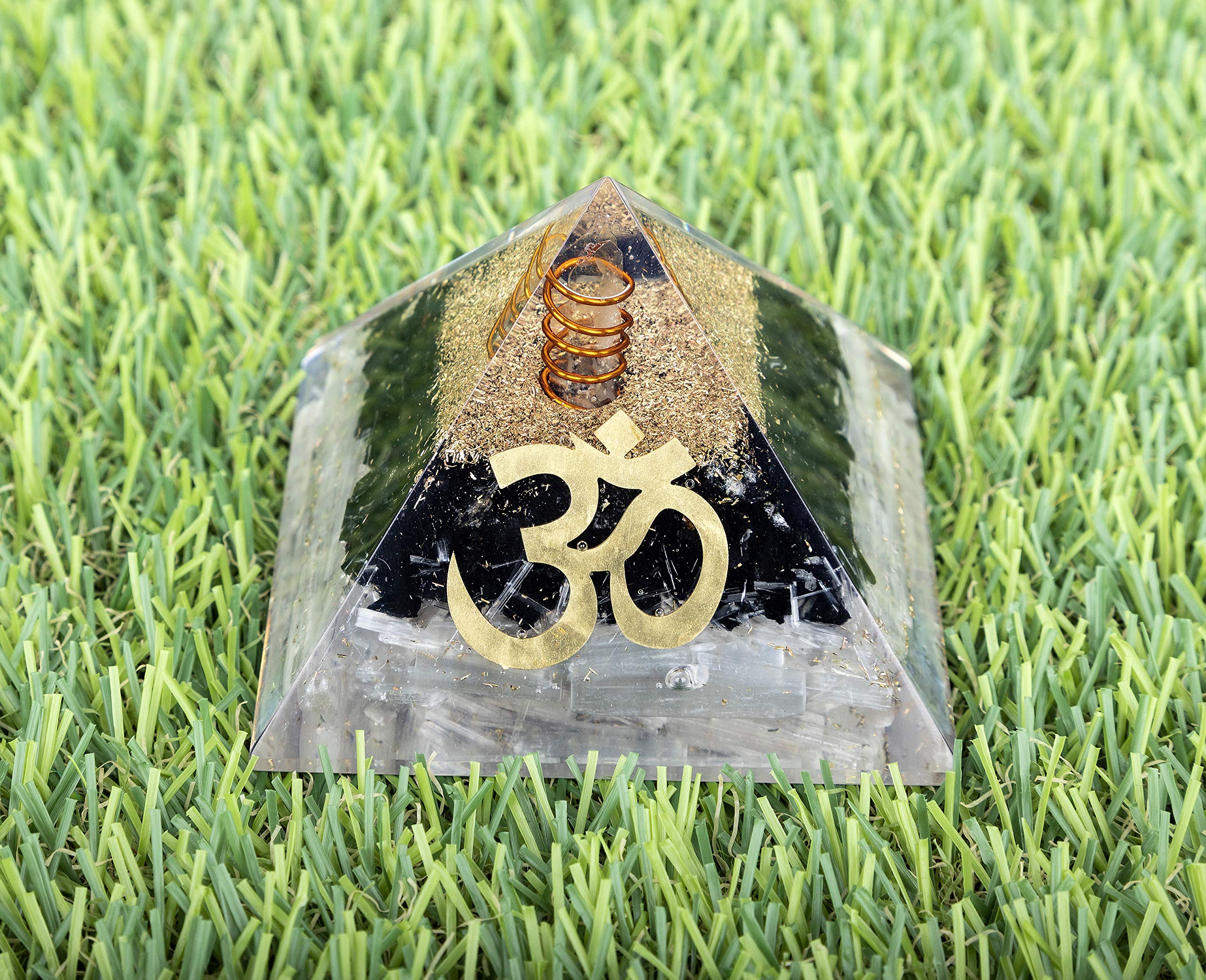 Orgone Pyramid Crystal -Orgonite Crystals -Black Tourmaline & Selenite-for Protection & Positive Energy-Crystal Pyramid for- Chakra Healing Meditation &Crystal Gifts-Orgonite Pyramid