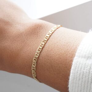 YANODA Dainty Layered Gold Chain Bracelet for Women 14K Gold Plated Figaro Chain Bracelets Adjustable Mariner Link Bracelet Minimalist Layering Stacking Jewelry Gift for Women