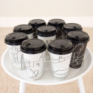 Youngever 70 Sets Disposable Coffee Cups with Lids, To Go Hot Coffee Cups, Durable Paper Cups with Lids, City Skyline Design