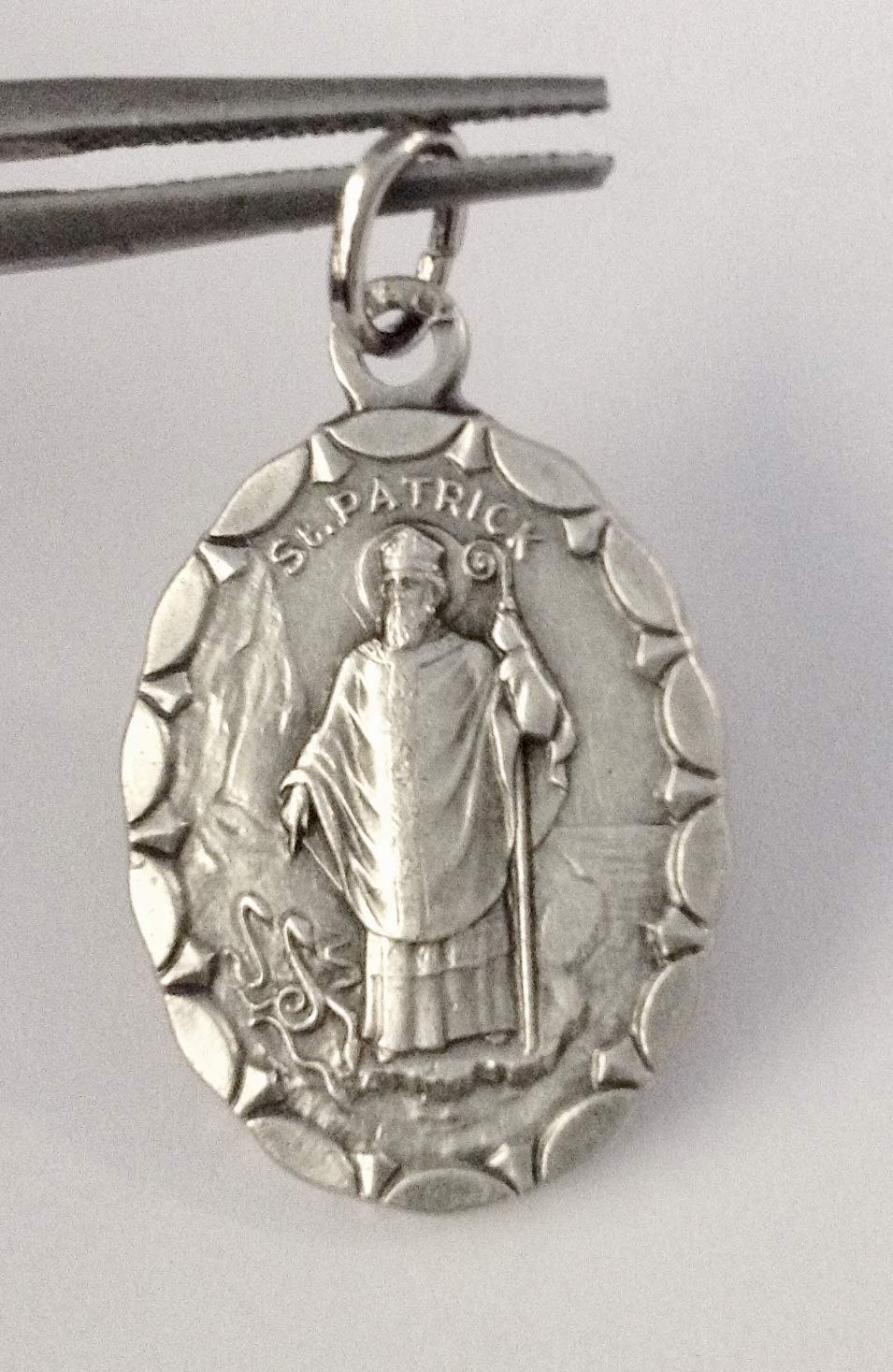 SAINT PATRICK MEDAL - OVAL SHAPE - PATRON SAINT of IRELAND -100% MADE in ITALY