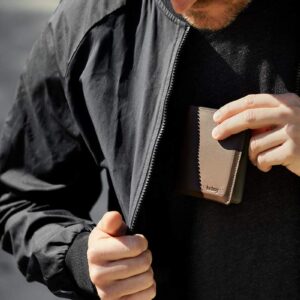 Bellroy Note Sleeve – Premium Edition (Slim leather wallet, billfold)