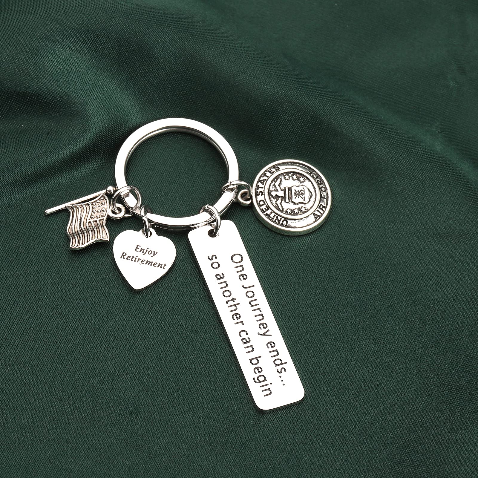 HOLLP Retirement Gift Army Retired Keychain with Patriotic American Flag Military Retirement Gifts for Army Veteran (Keychain)