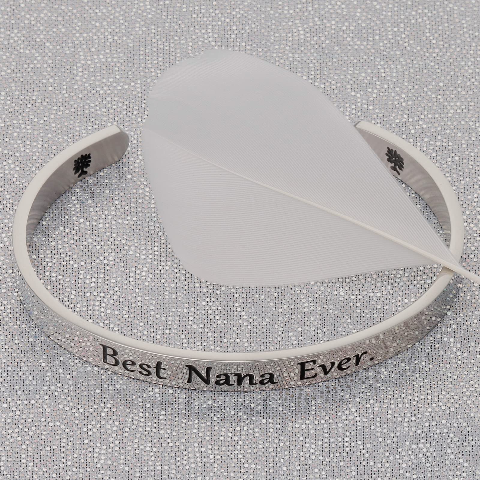 Kivosliviz Best Nana Ever Bracelet Birthday Gift for Nana Expandable Wire Bangle for Grandma