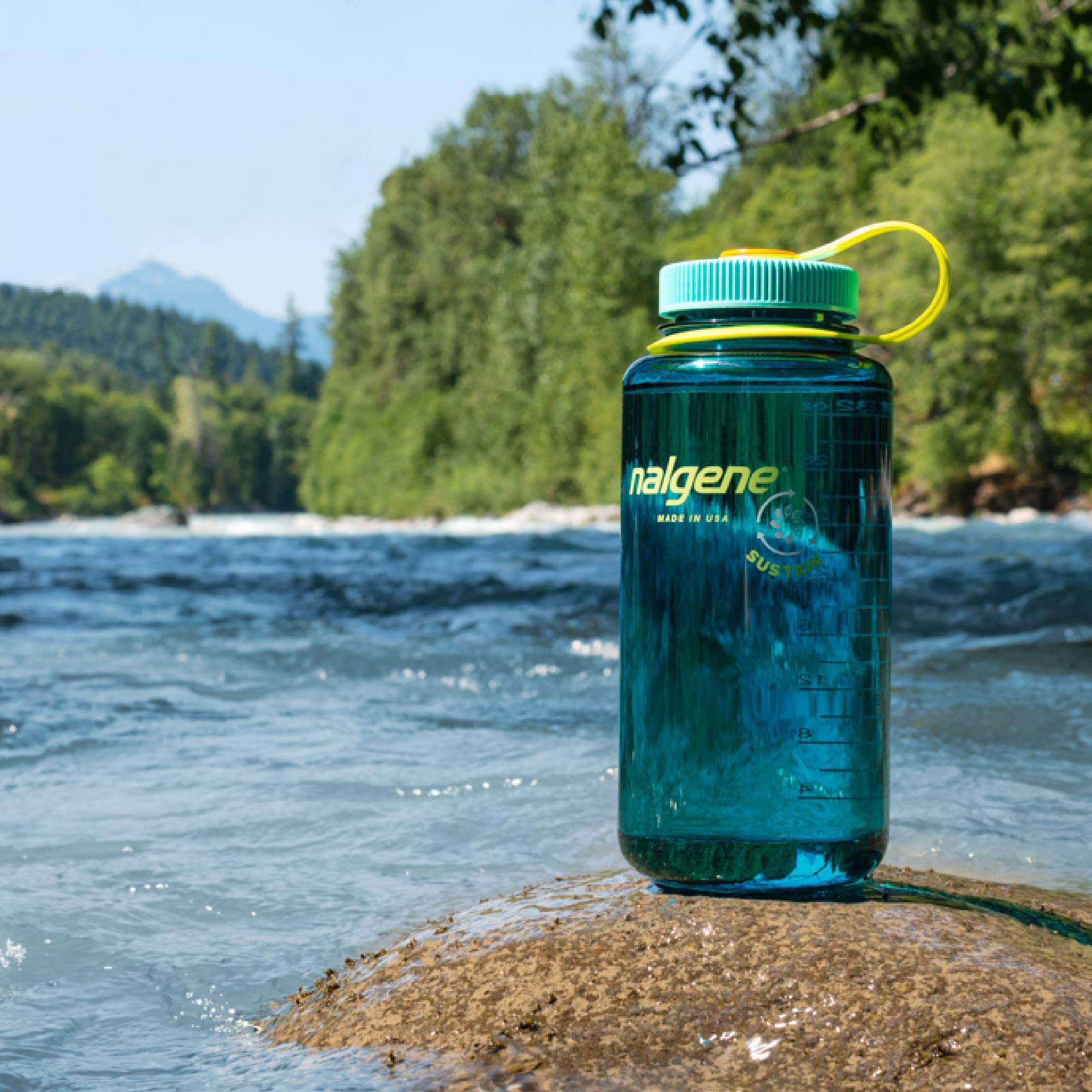 Nalgene Sustain Tritan BPA-Free Water Bottle Made with Material Derived from 50% Plastic Waste, 32 OZ, Wide Mouth, Cerulean