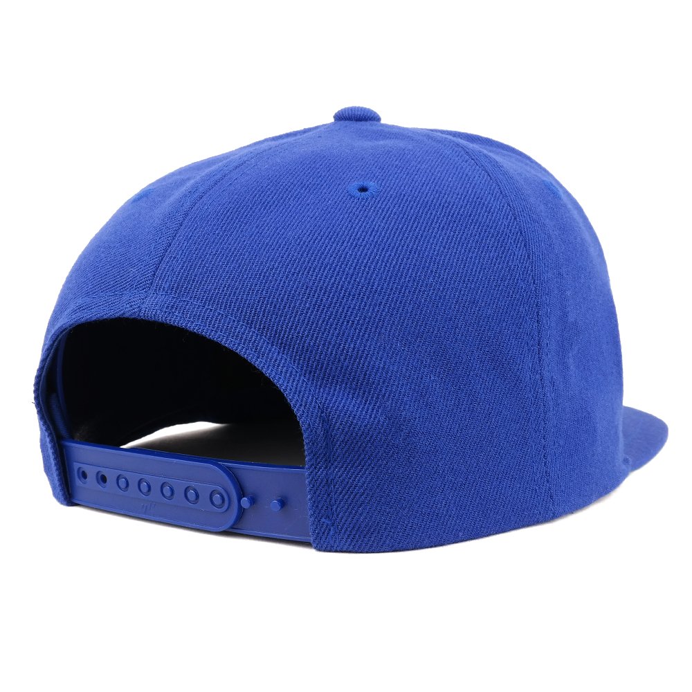 Trendy Apparel Shop Old English Gold O Embroidered Snapback Flatbill Baseball Cap - Royal