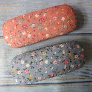 DODOGA 4 Pieces Spectacle Case Portable Hard Shell Eyeglasses Case Flower Fabric Covered Spectacles Box Eyewear Protector Box