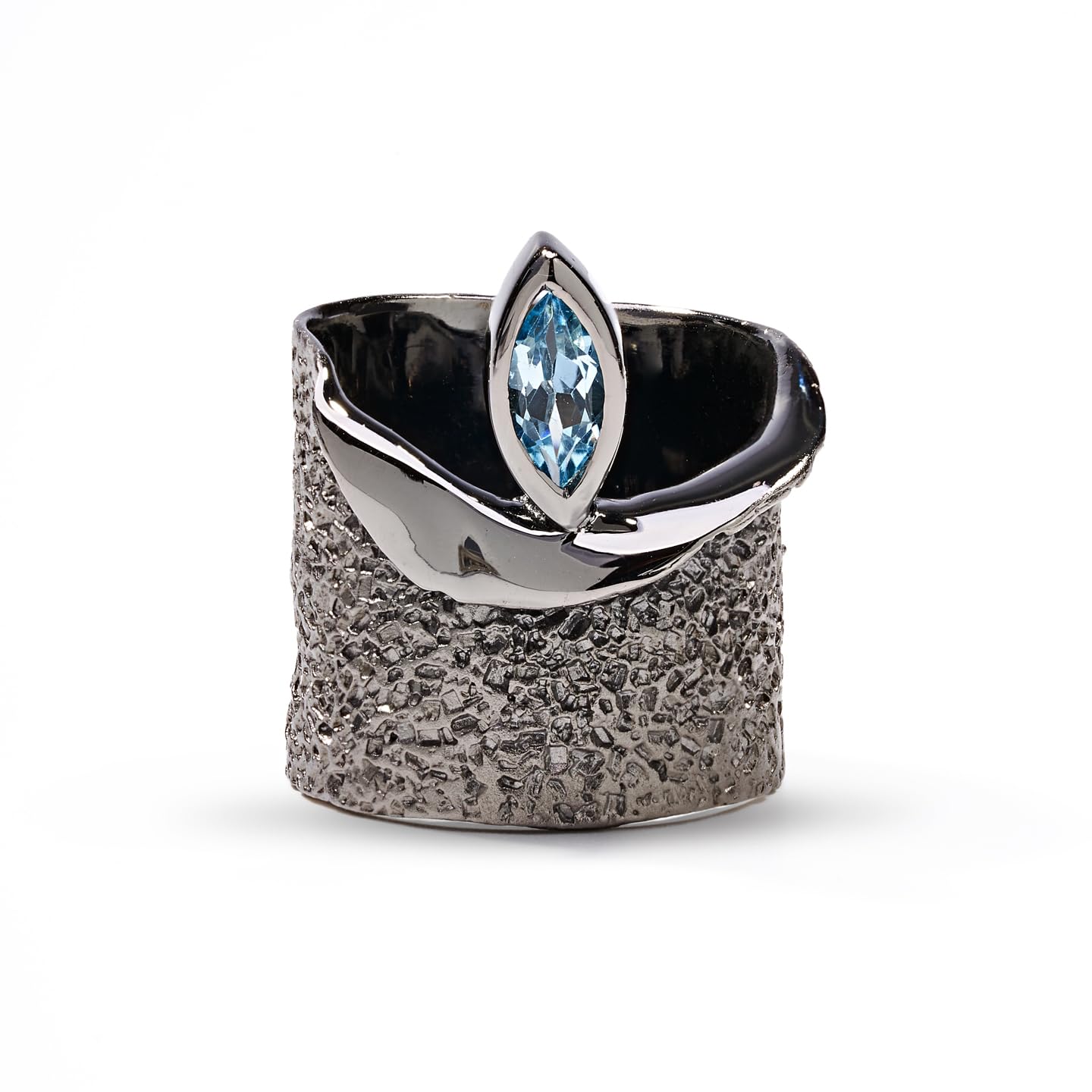 german kabirski 0.60 Carat Blue Topaz Handmade Barrel Ring in 925 Sterling Silver with Gold and Black Rhodium Plating Size 6