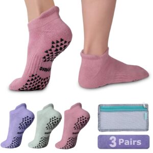 hylaea womens non slip socks for yoga pilates hospital barre kickboxing, grips on bottom, ankle,cushion padded, small medium