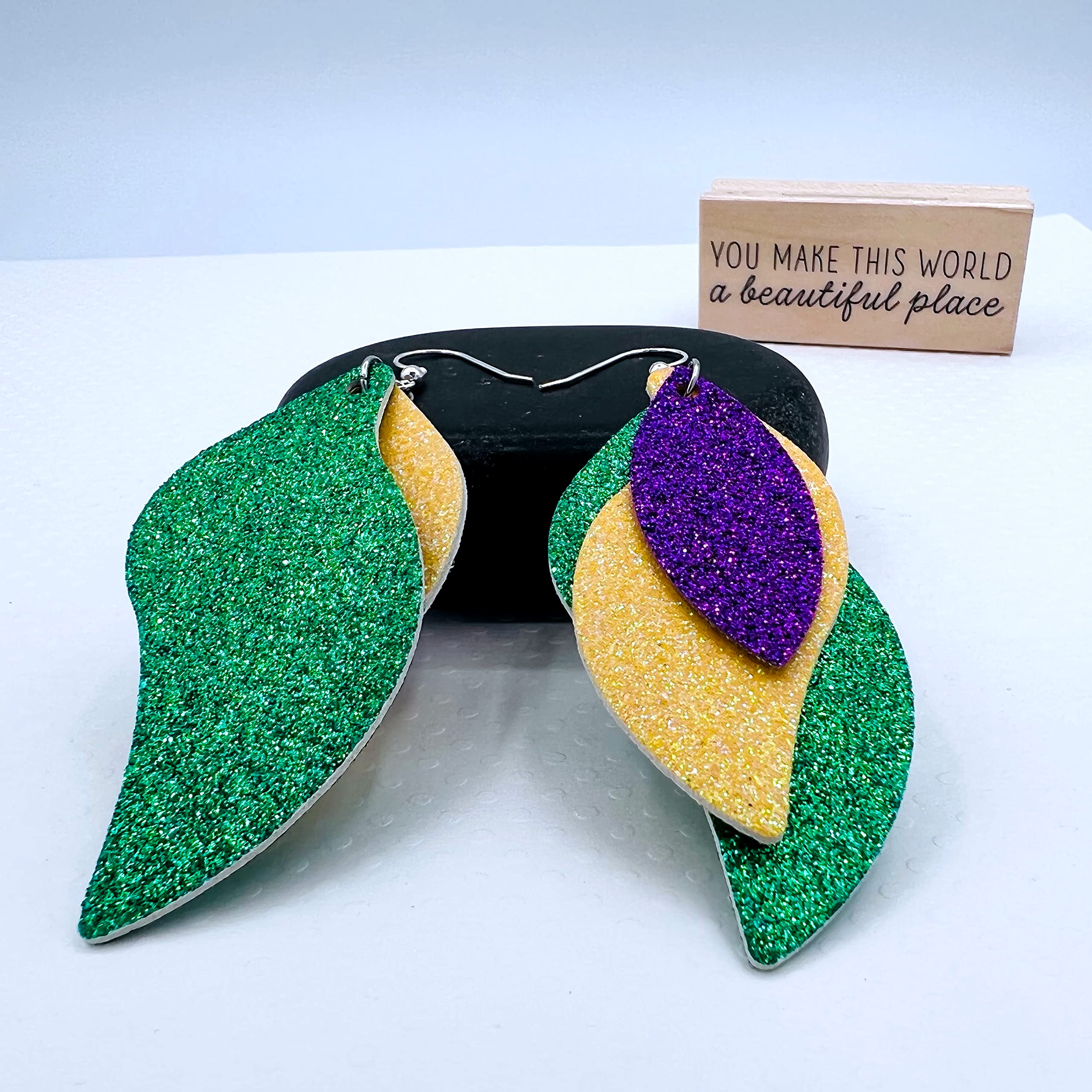 Mardi Gras Earrings for Women - New Orleans Earrings - Mardi Gras Jewelry Accessories (Faith)