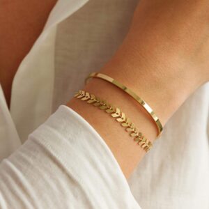 Starain Gold Beaded Bracelets for Women 18K Gold Plated Beaded Ball Stackable Stretch Bracelet Gold Cuff Bangle Set